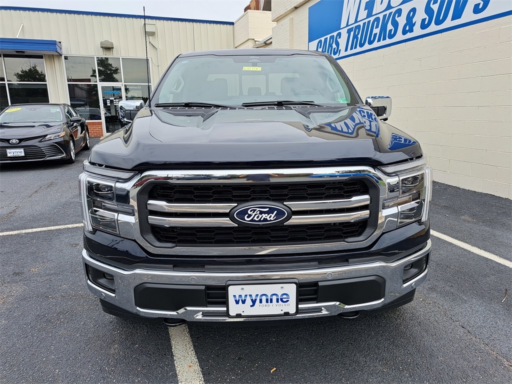 New 2025 Ford F-150 Lariat Truck SuperCrew Cab