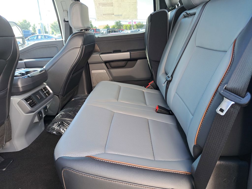 2025 Ford F-150 Lariat - Photo 13