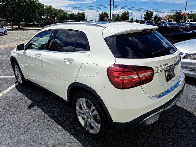 2019 Mercedes Benz GLA 250 4MATIC photo 2