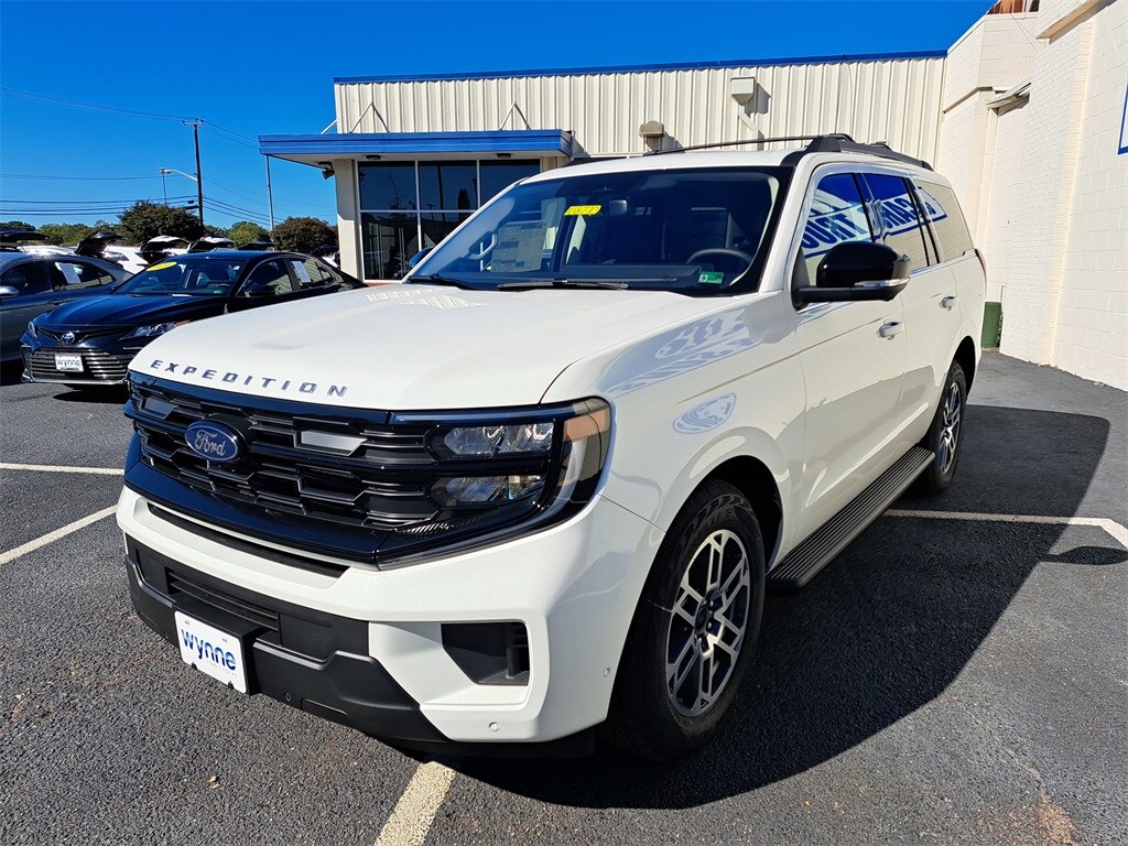 New 2025 Ford Expedition Active SUV