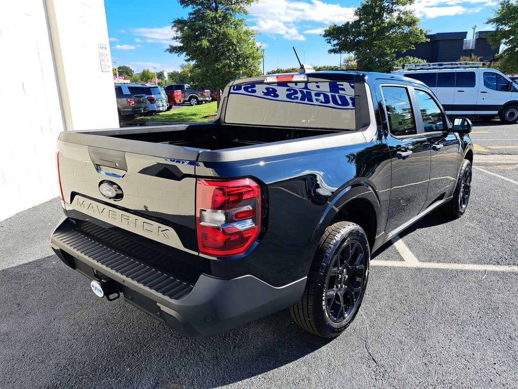 2025 Ford Maverick XLT - Photo 6