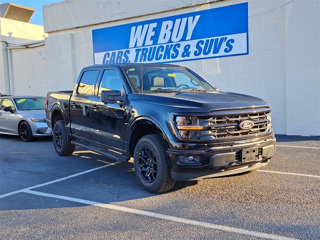 2025 Ford F-150 Truck SuperCrew Cab 