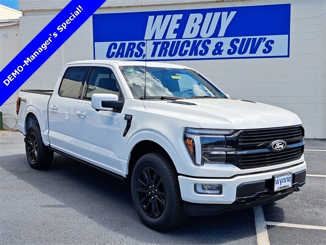 2025 Ford F-150 Platinum's photo