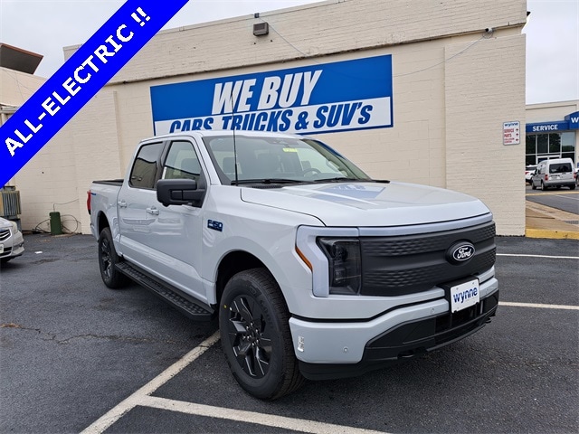 2025 Ford F-150 Lightning Flash's photo