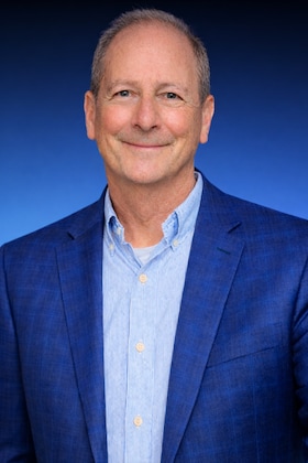 Staff member Larry Loewenthal from ID_839c25
