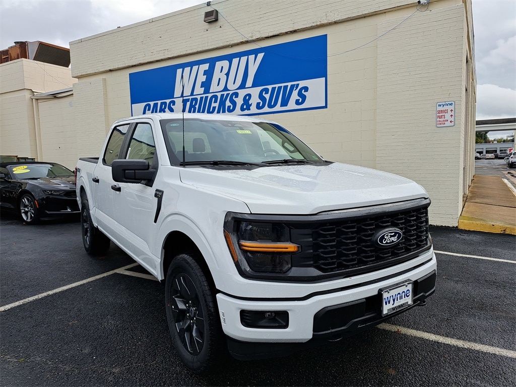 2025 Ford F-150 Truck SuperCrew Cab 