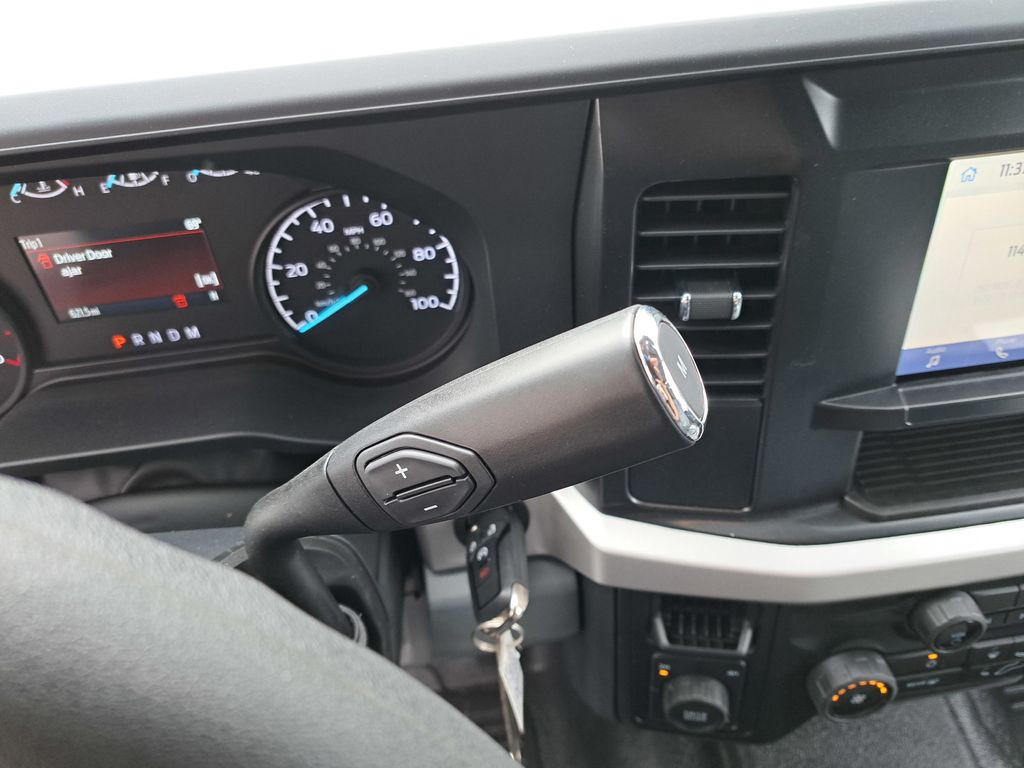 2025 Ford F-350 Super Duty Chassis Cab XL - Photo 12