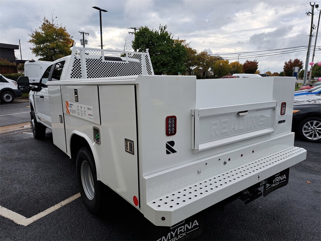 New 2025 Ford F-350 Chassis Truck Crew Cab