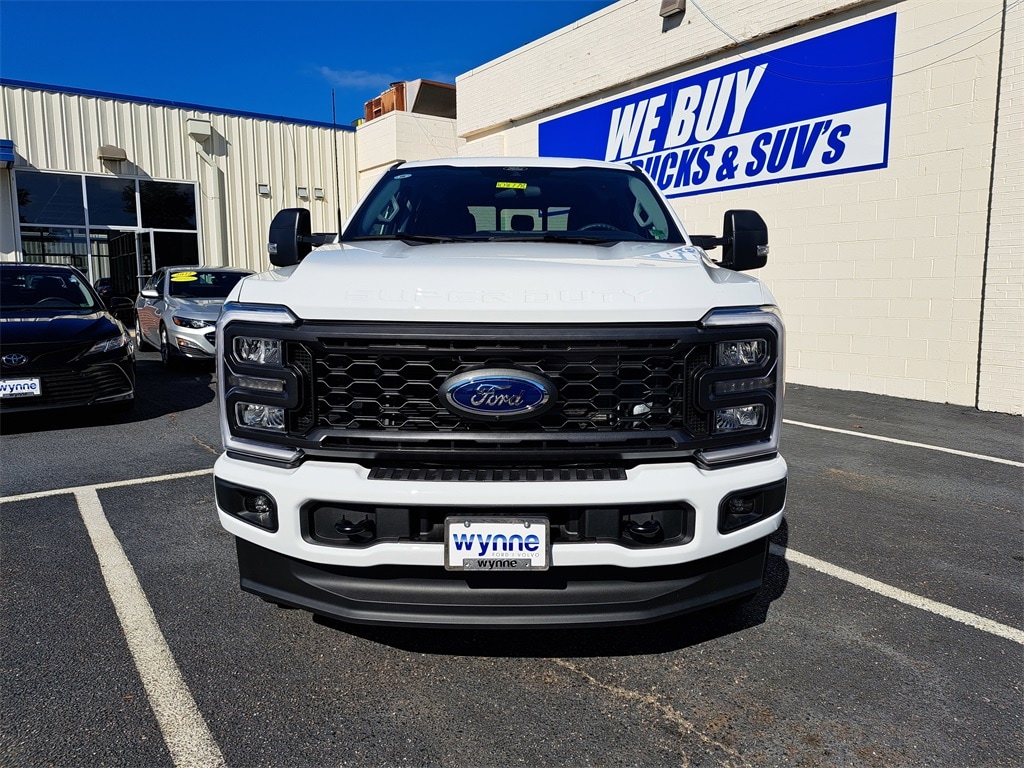 New 2026 Ford F-250  Truck Crew Cab