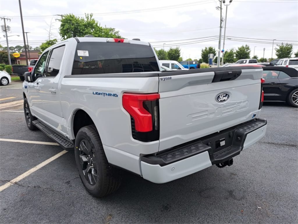 New 2025 Ford F-150 Lightning Flash Truck SuperCrew Cab