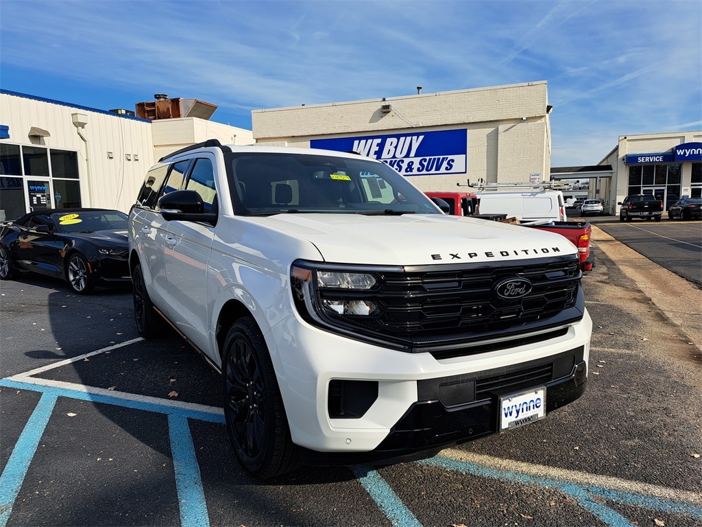 2025 Ford Expedition Platinum's photo