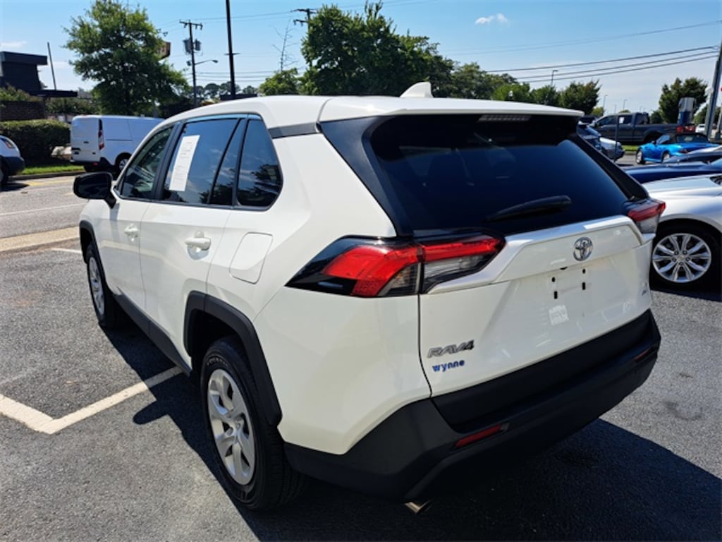Used 2024 Toyota RAV4 LE SUV