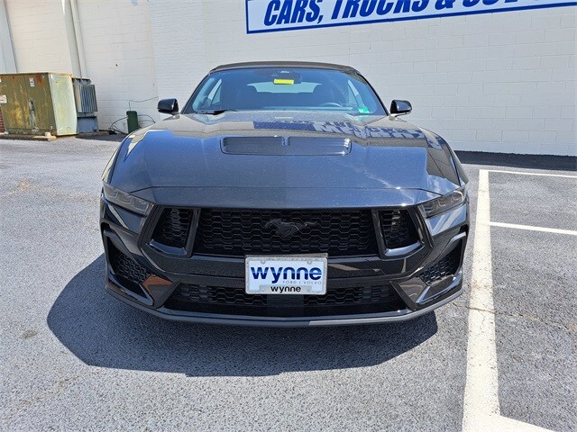 2025 Ford Mustang GT Premium Convertible photo 2