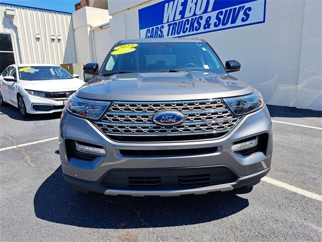 2023 Ford Explorer Limited photo 2