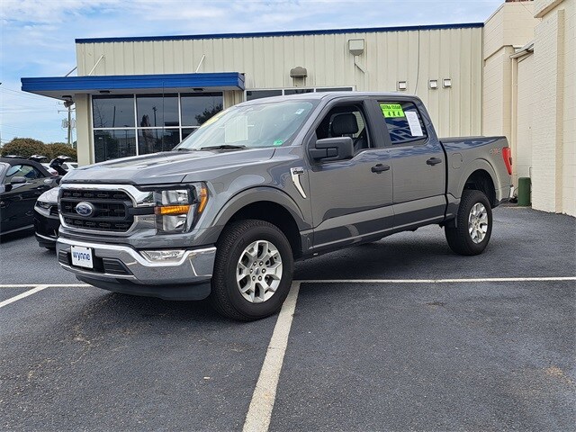 2023 Ford F-150 XLT photo 3
