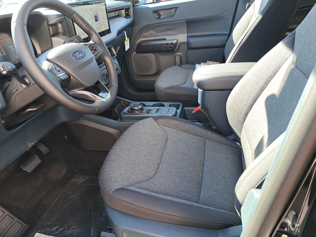 2025 Ford Maverick XLT - Photo 12