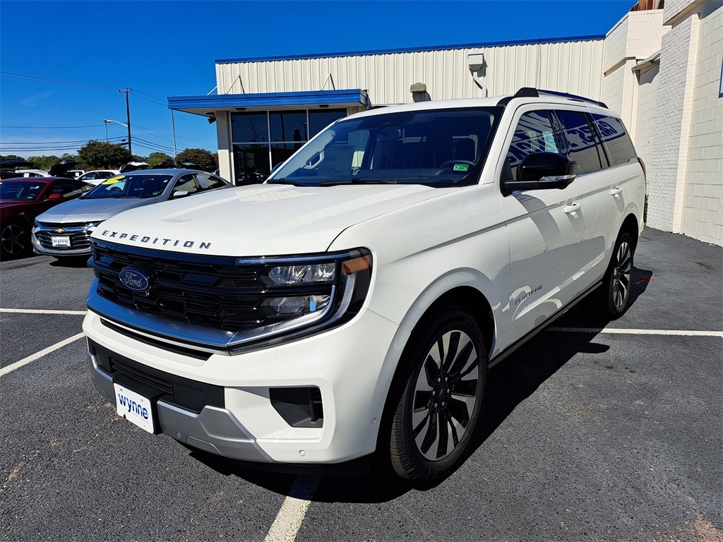 New 2025 Ford Expedition Platinum SUV