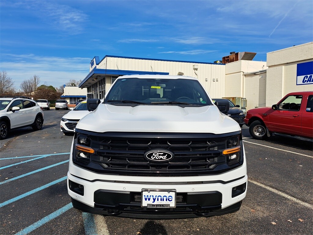 New 2025 Ford F-150 XLT Truck SuperCrew Cab