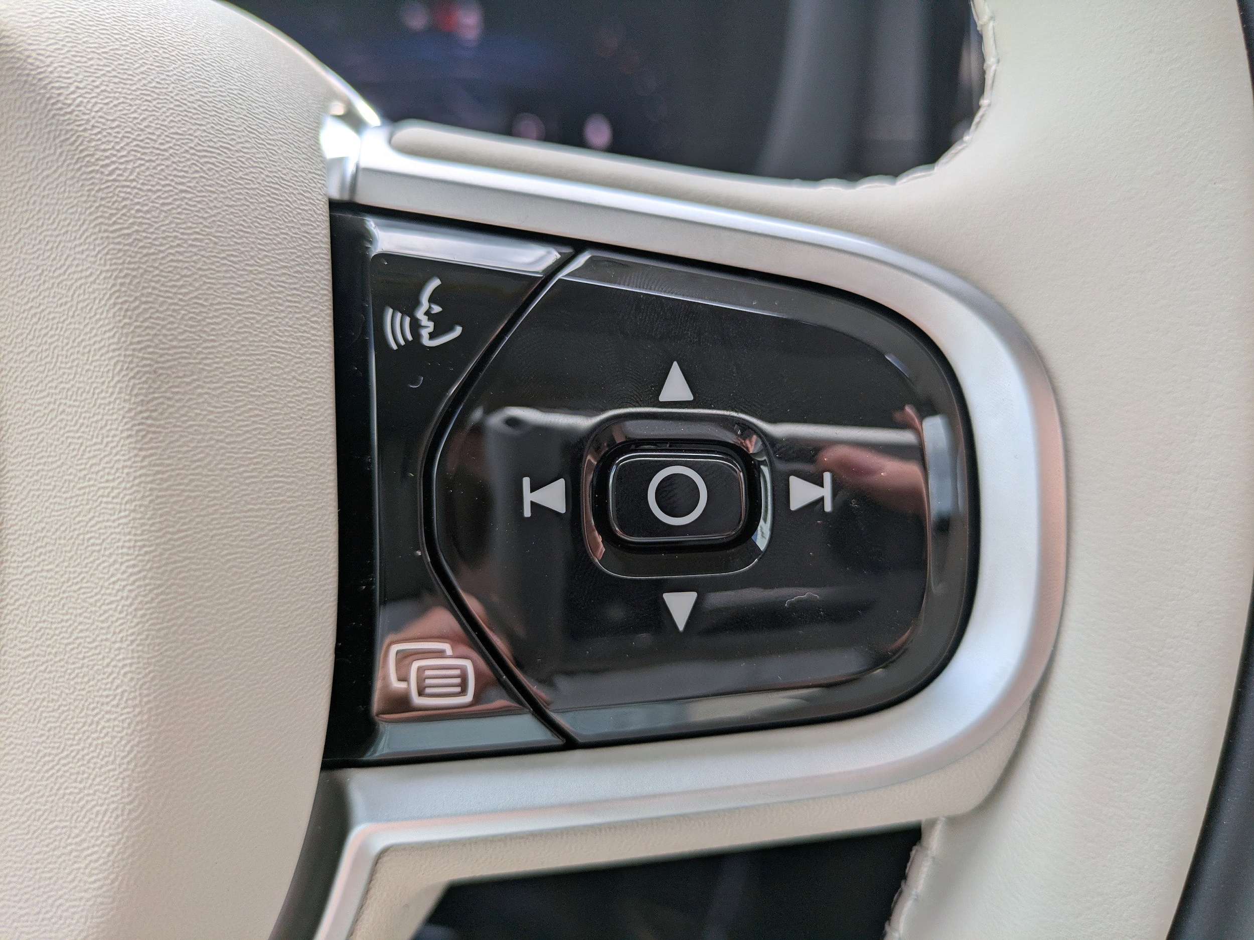 2026 Volvo XC60 Ultra - Photo 26