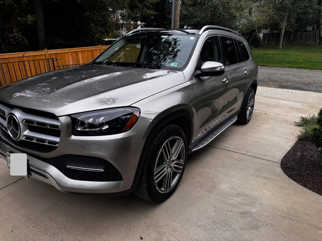 2022 Mercedes Benz GLS 450 4MATIC photo 2