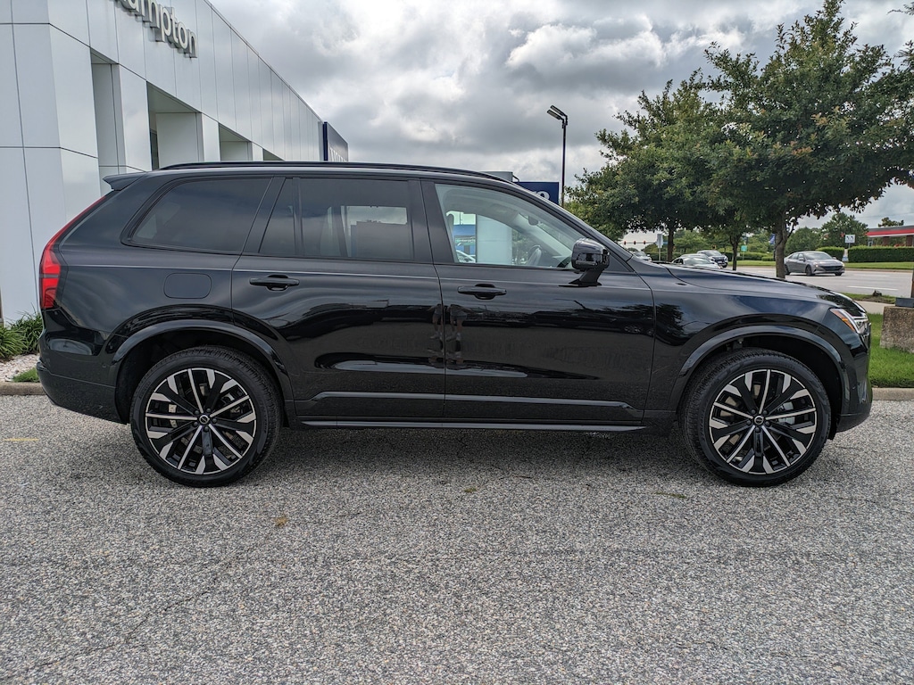 New 2026 Volvo XC90 plug-in hybrid T8 Ultra Dark Theme 7-Seater SUV