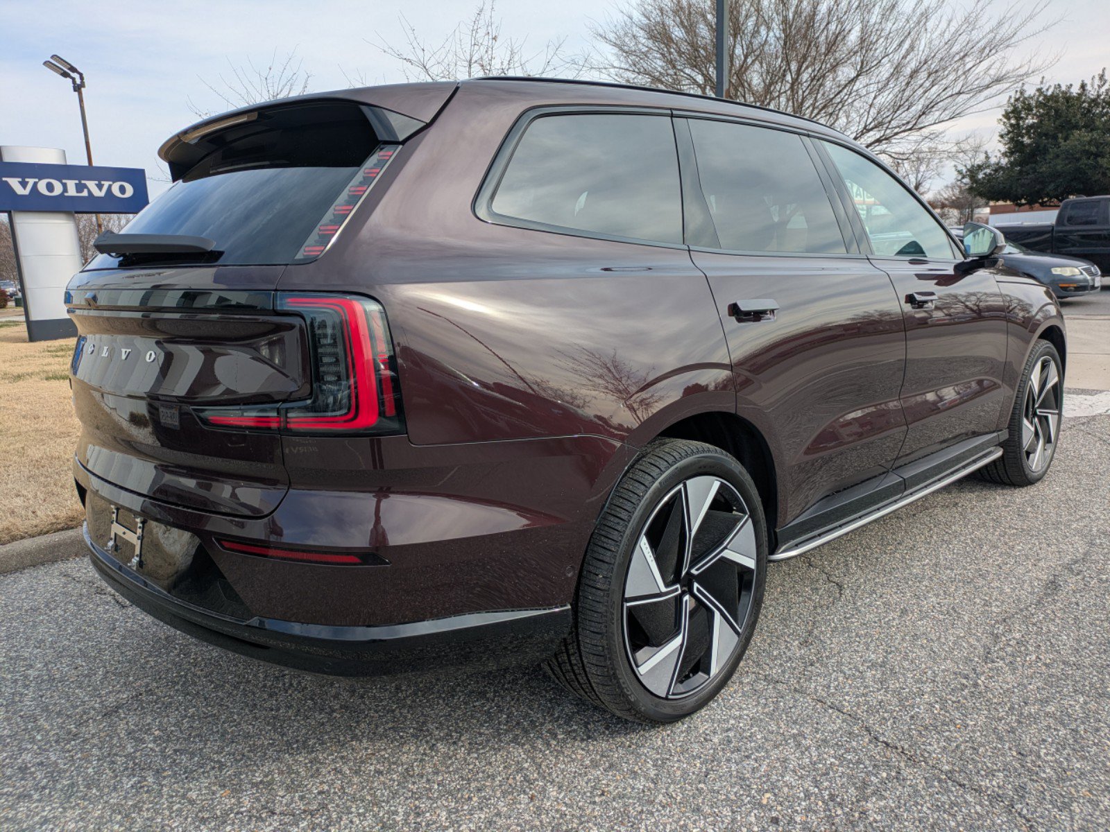 2025 Volvo EX90 Twin Motor Performance Ultra photo 4