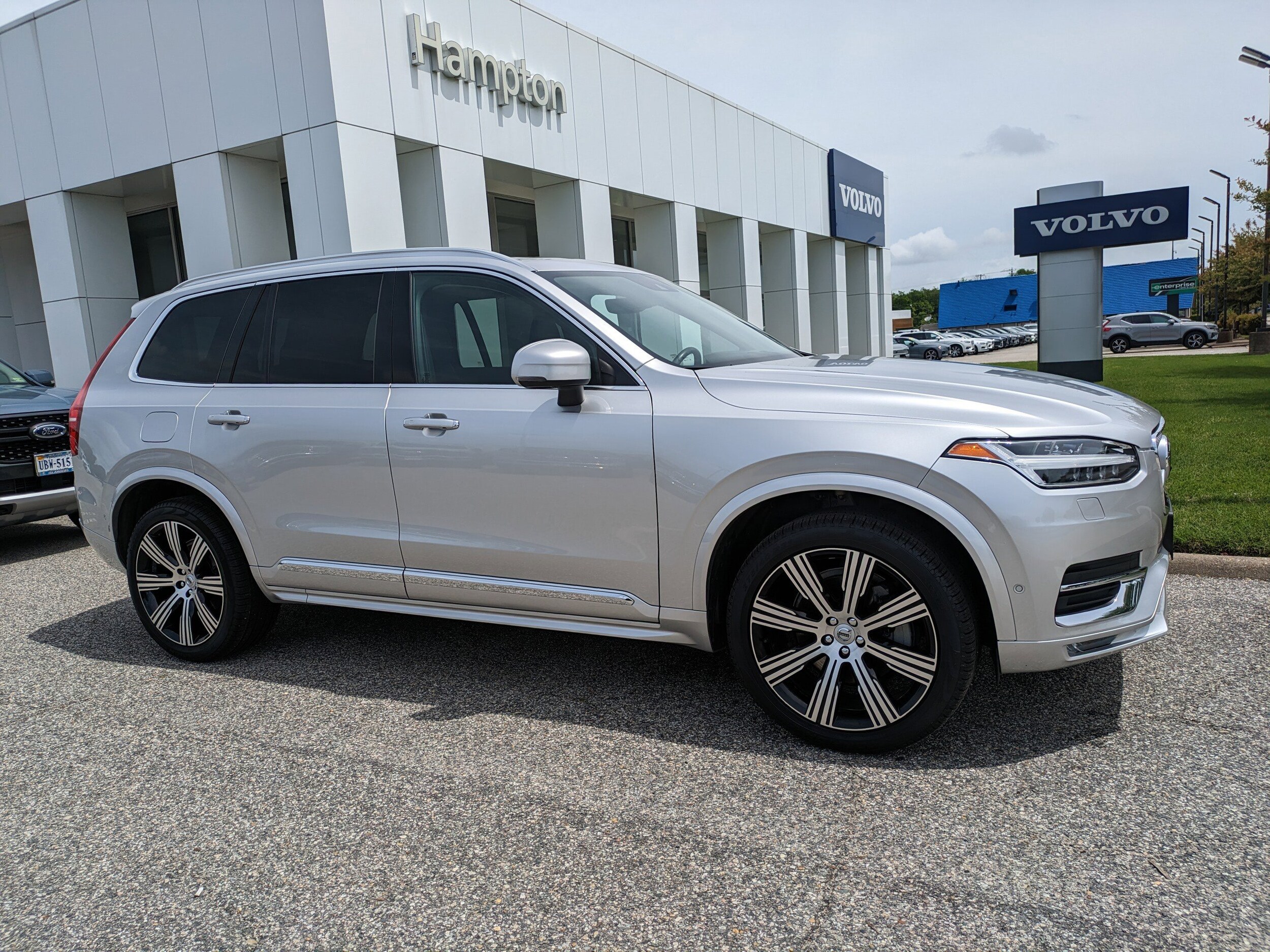2022 Volvo XC90 T6 Inscription photo 2