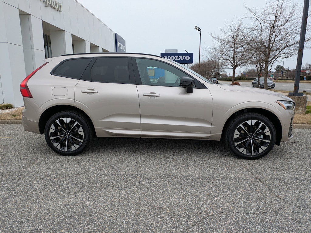 New 2026 Volvo XC60 B5 Plus SUV
