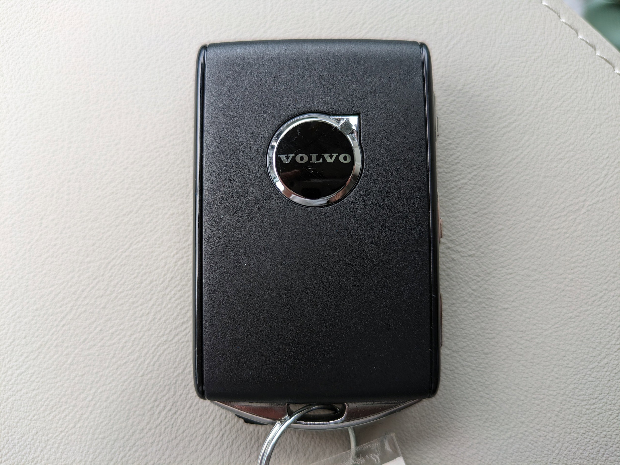2025 Volvo XC60 Plus - Photo 28