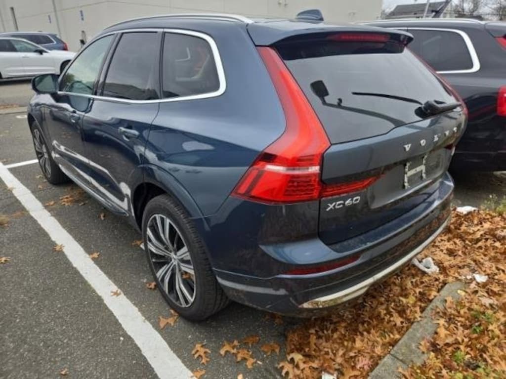 Certified 2023 Volvo XC60 Plus Bright Theme B5 AWD Plus Bright Theme
