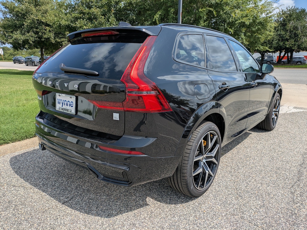 New 2026 Volvo XC60 plug-in hybrid T8 Polestar Engineered SUV