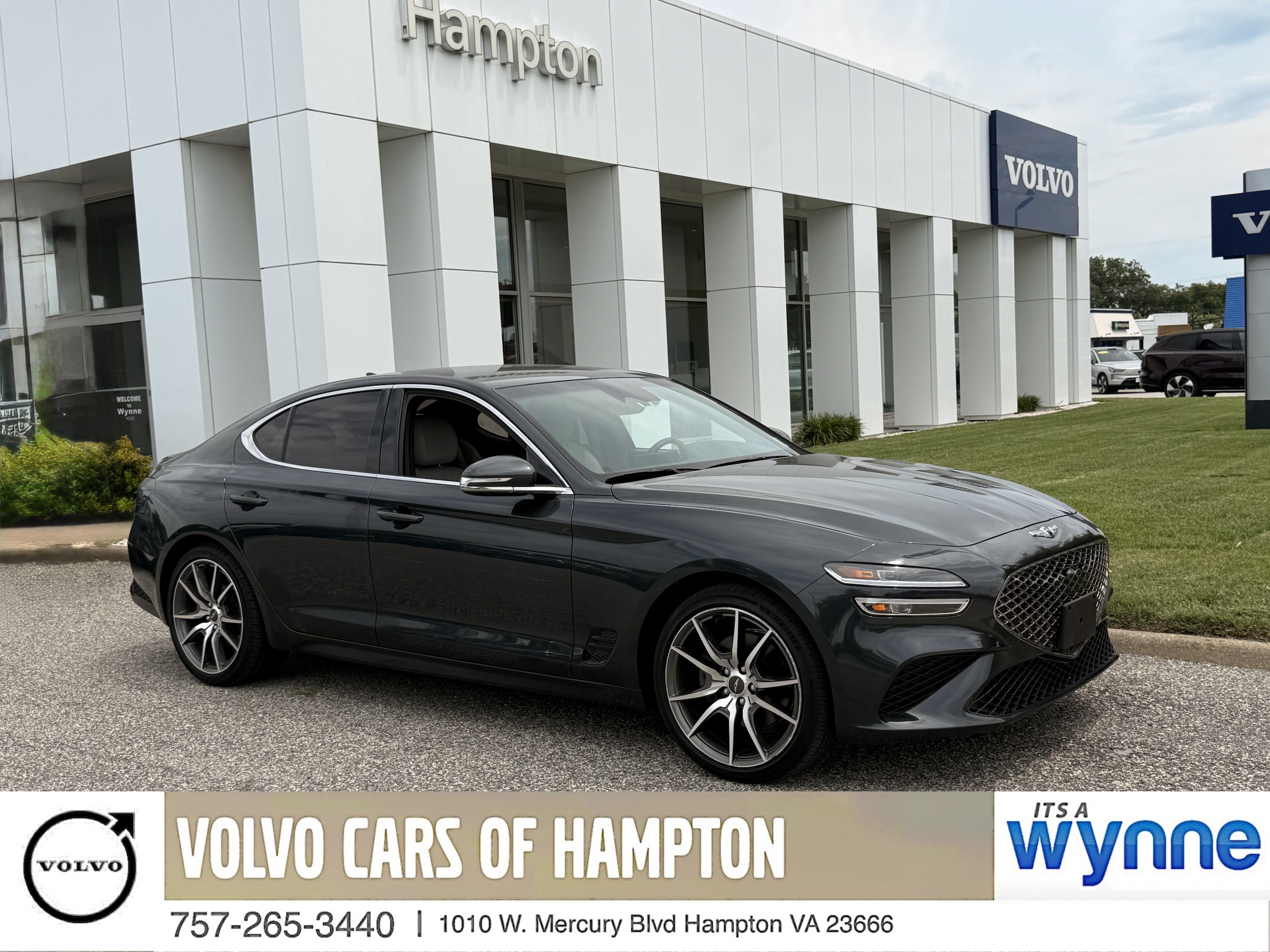 2023 Genesis G70 2.0T Standard AWD's photo