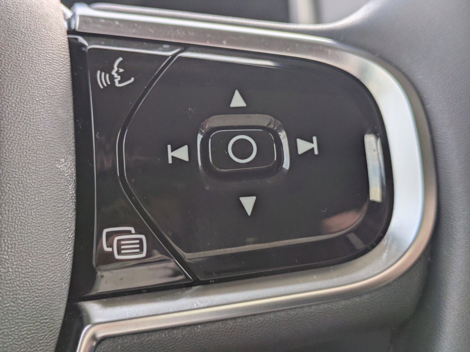 2025 Volvo XC90 Ultra - Photo 28