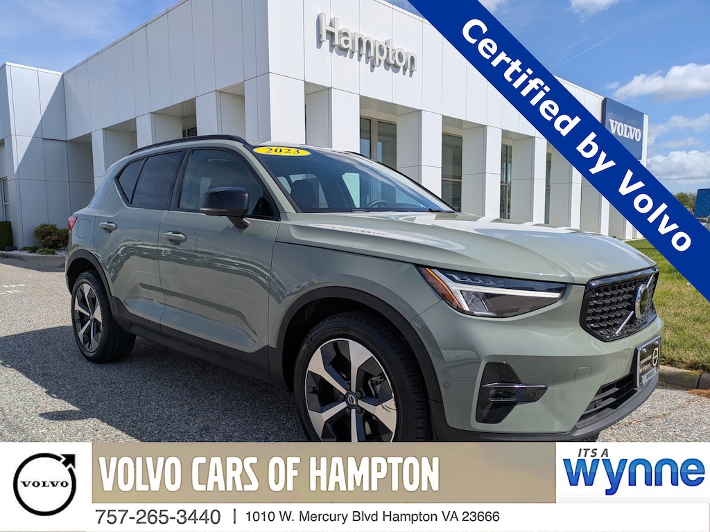 Certified 2023 Volvo XC40 Plus Dark Theme B5 AWD Plus Dark Theme