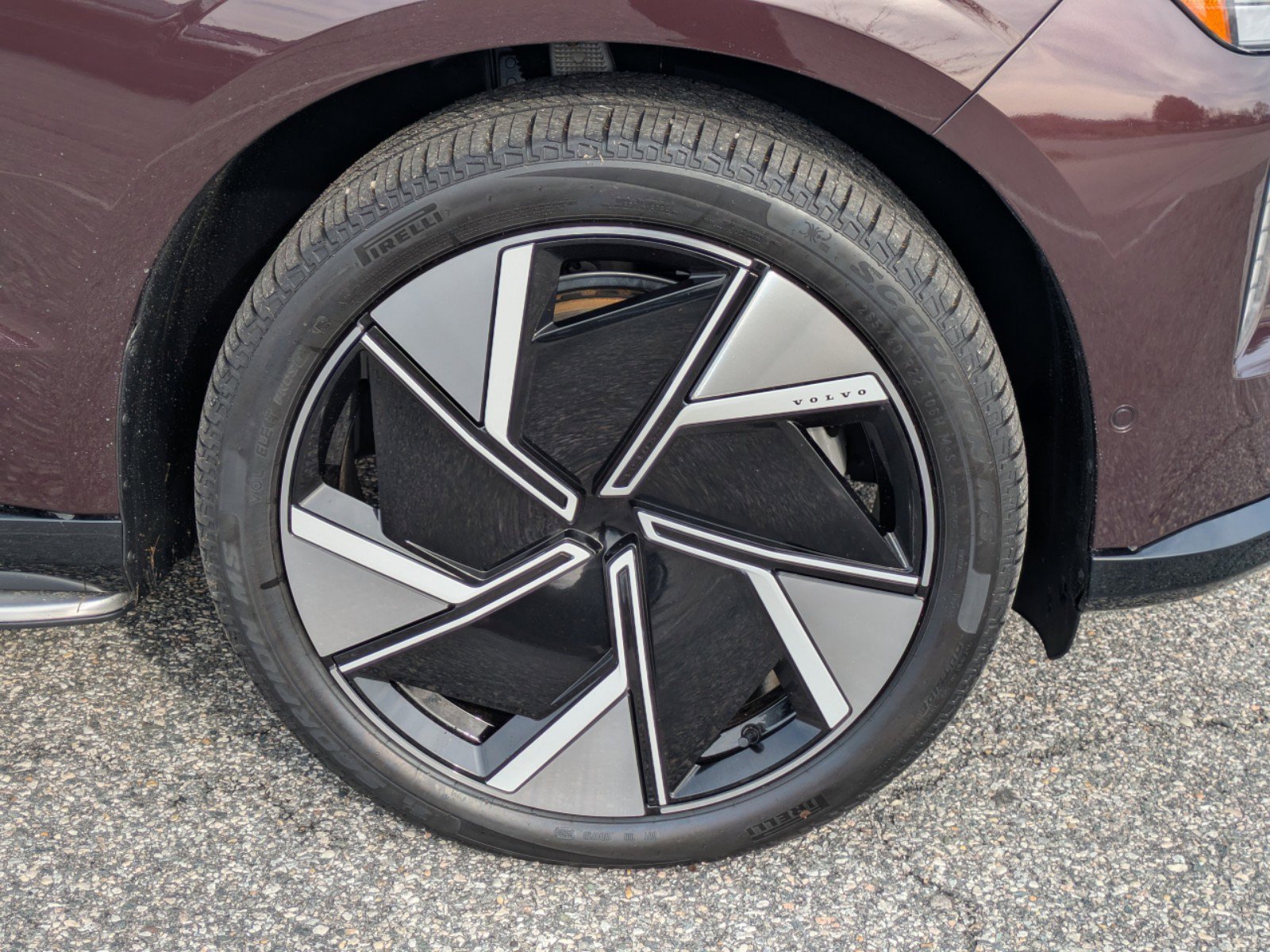 2025 Volvo EX90 Ultra - Photo 11
