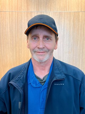 Staff member Steve Schultz from 010a762373a3