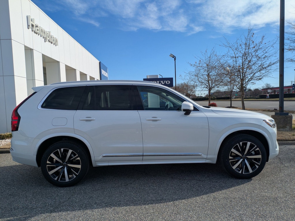 New 2025 Volvo XC90 plug-in hybrid T8 (2025.5) Core 7-Seater SUV