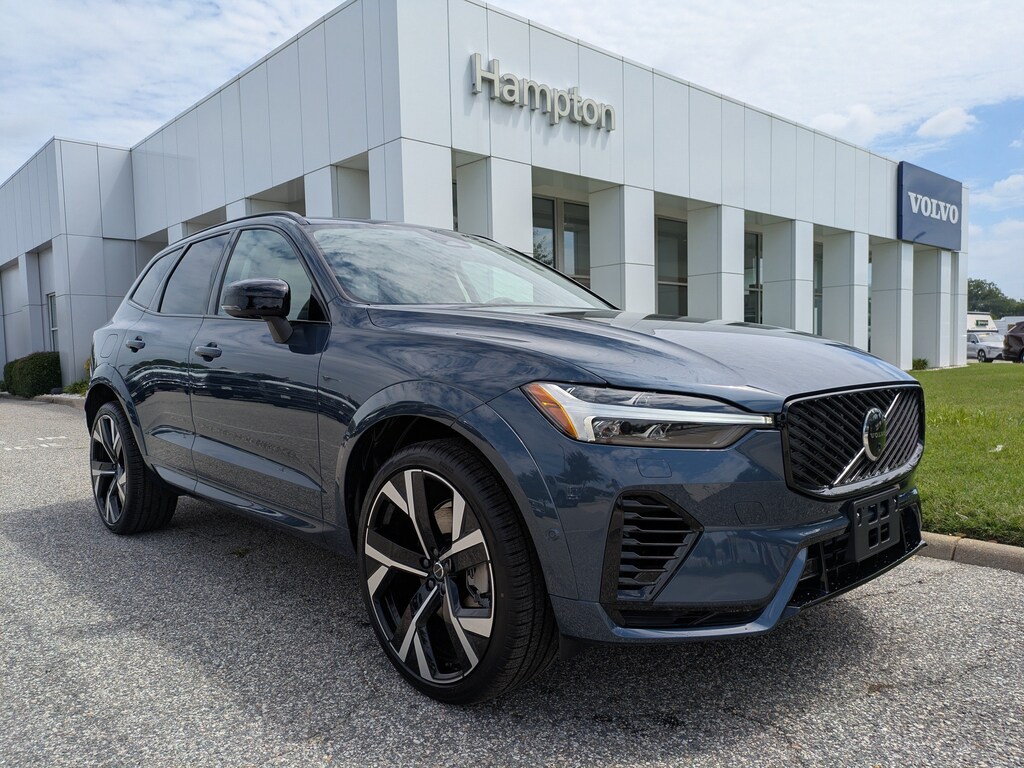 New 2026 Volvo XC60 plug-in hybrid T8 Ultra SUV