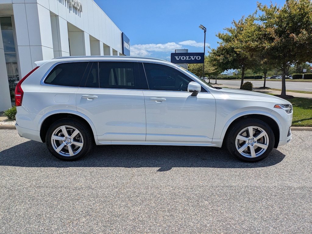 Used 2020 Volvo XC90 Momentum T6 AWD Momentum 7 Passenger