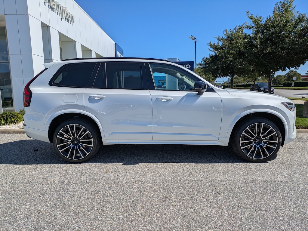 New 2026 Volvo XC90 B6 Ultra Dark Theme 7-Seater SUV