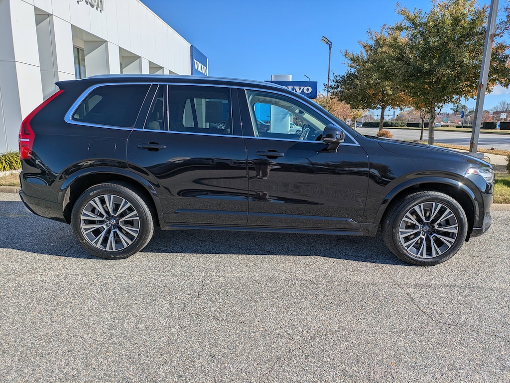 Certified 2022 Volvo XC90 Momentum T5 AWD Momentum 7P