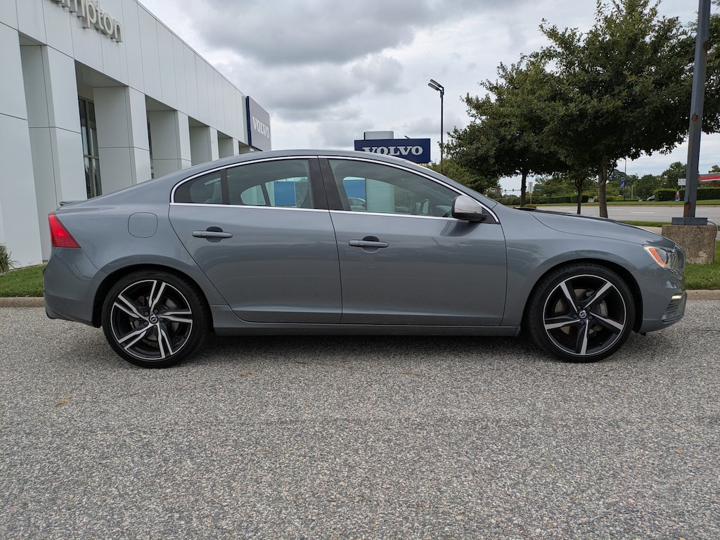 Used 2017 Volvo S60 R-Design Platinum T6 AWD R-Design Platinum
