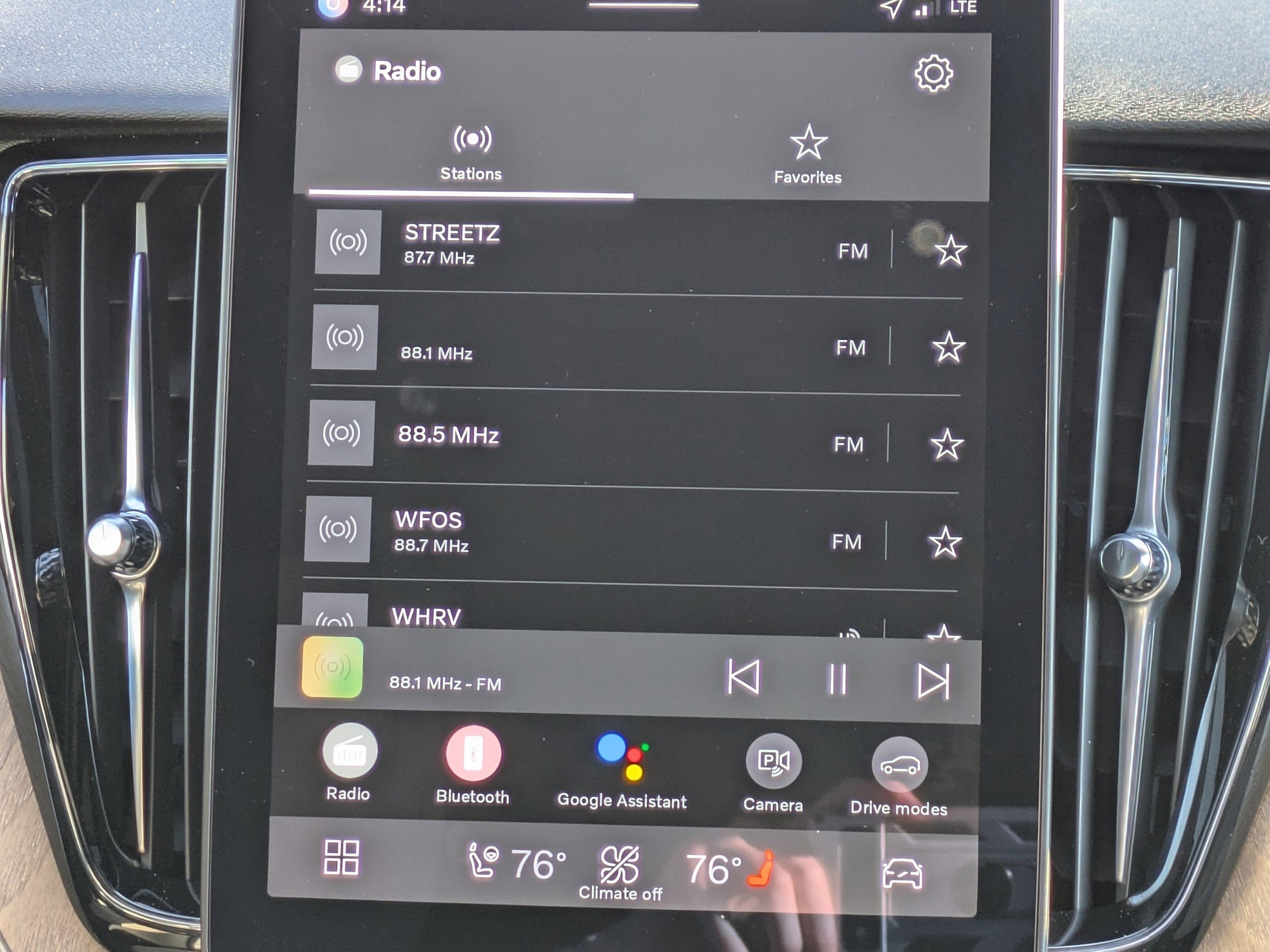 2026 Volvo XC60 Plus - Photo 18