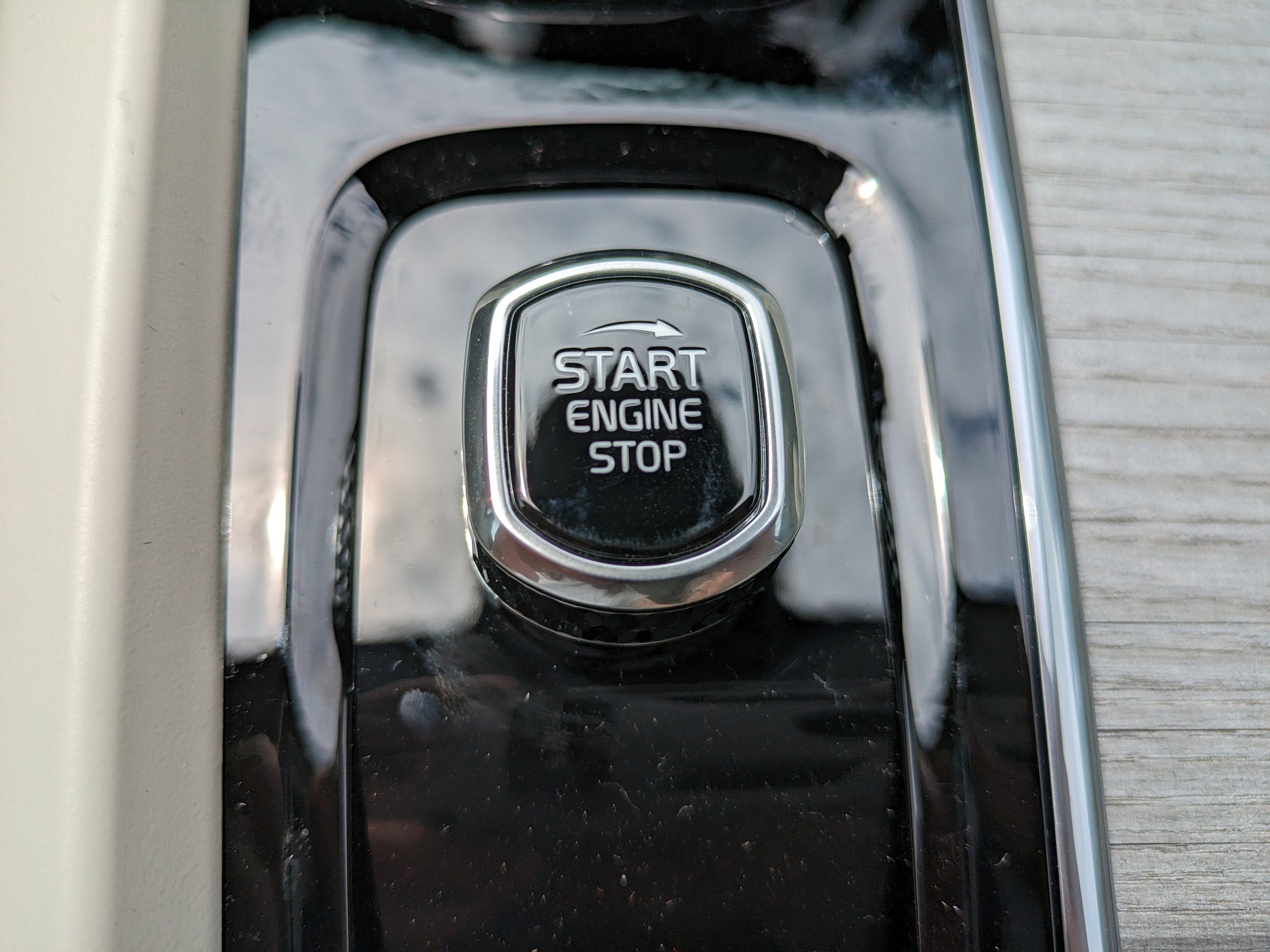 2025 Volvo XC60 Plus - Photo 27