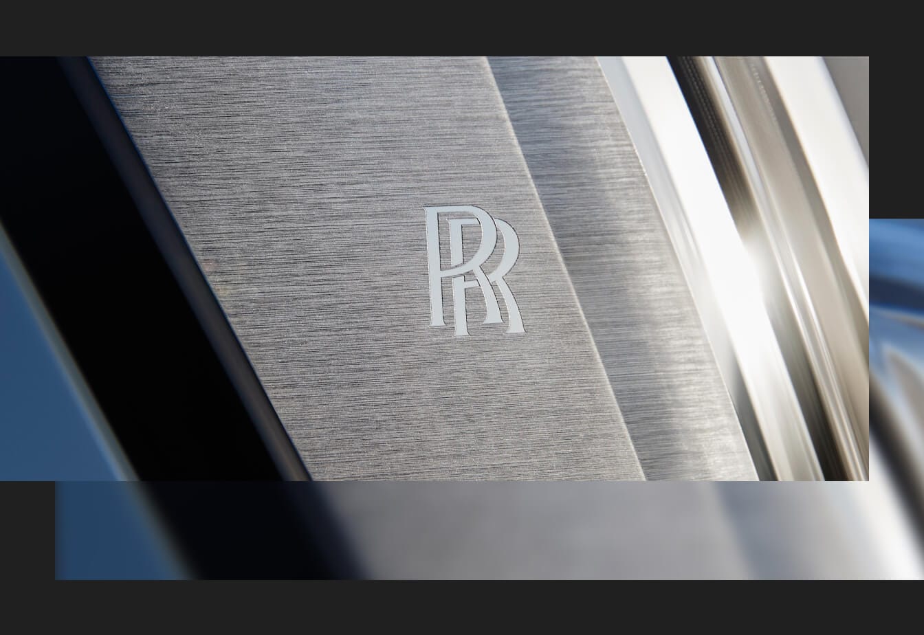 Rolls-Royce Spectre Coupe - Wittering Blue