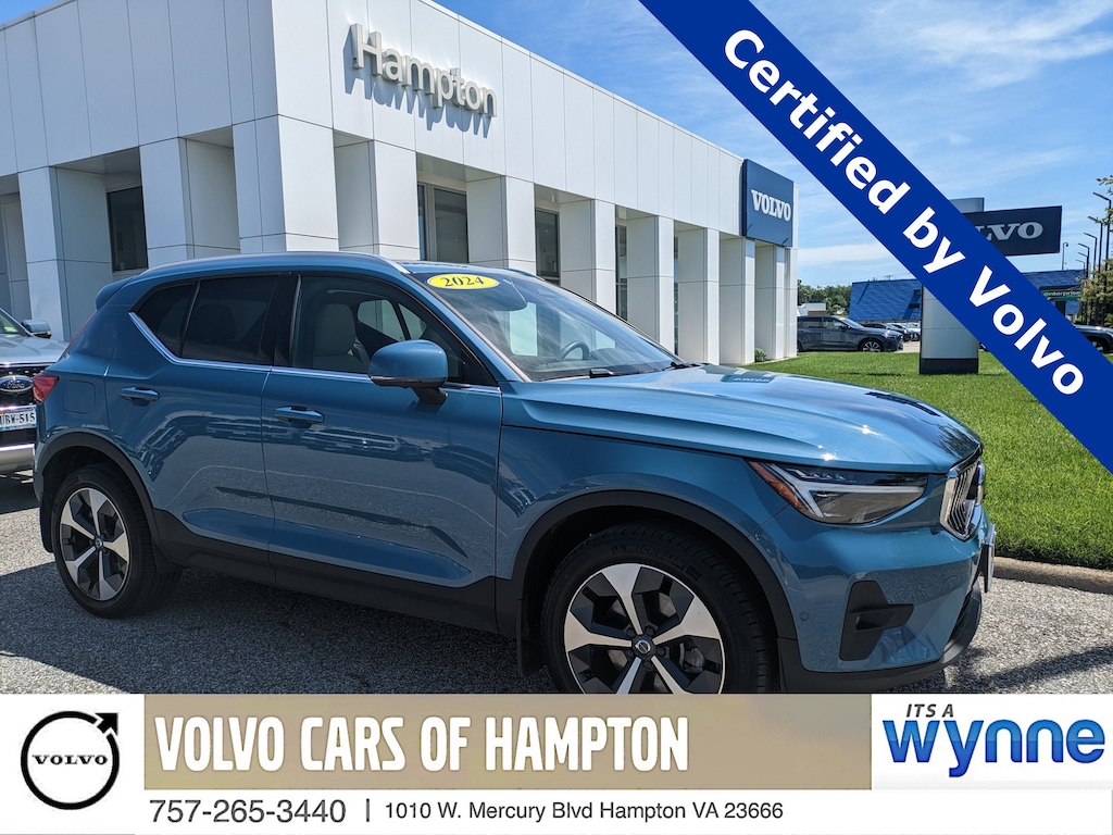 Certified 2024 Volvo XC40 Plus Bright Theme B5 AWD Plus Bright Theme