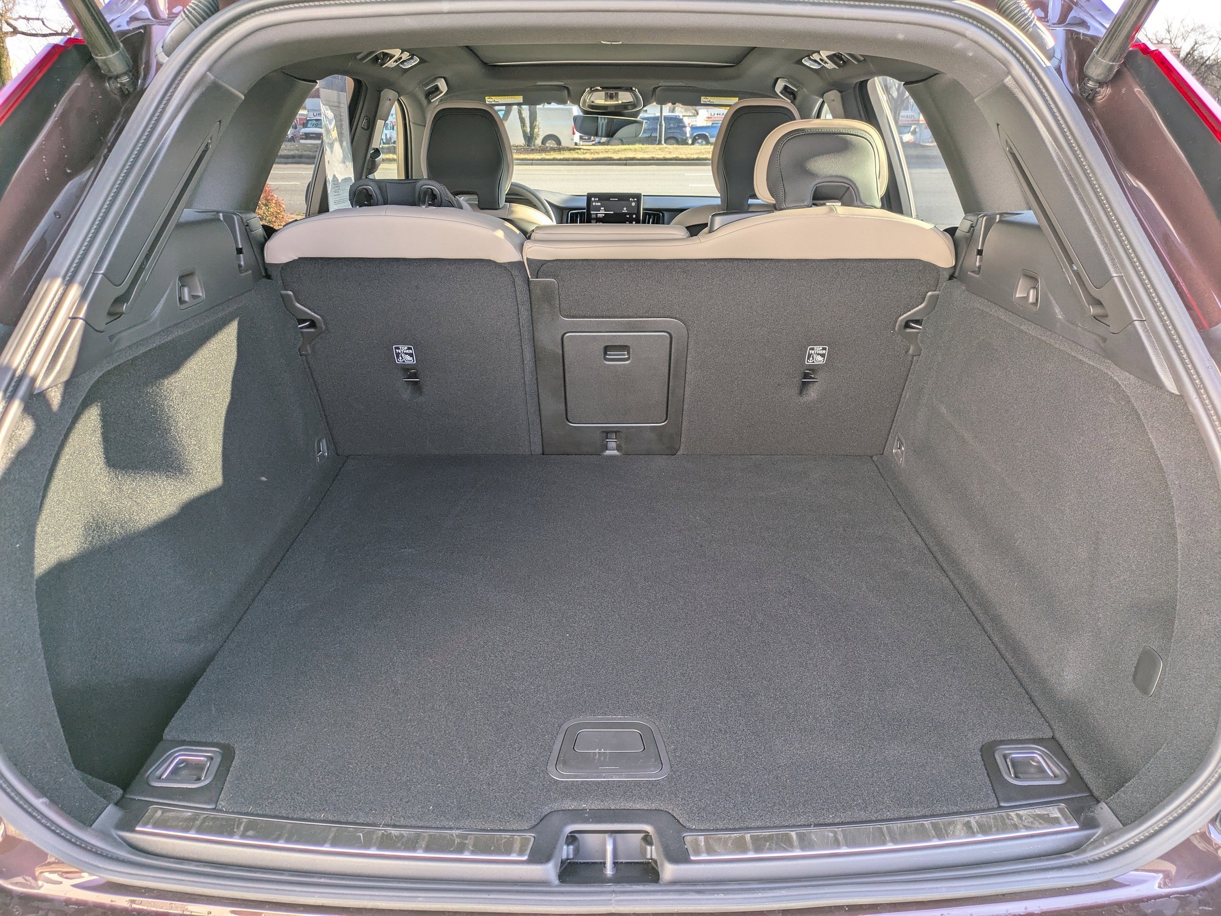 2026 Volvo XC60 Plus - Photo 13