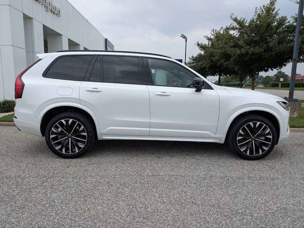 New 2026 Volvo XC90 plug-in hybrid T8 Ultra Dark Theme 6-Seater SUV