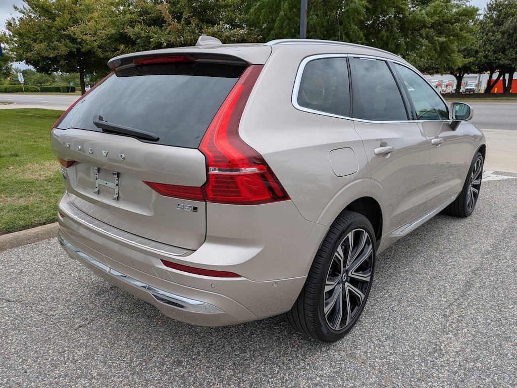 Used 2023 Volvo XC60 Ultimate Bright Theme B5 AWD Ultimate Bright Theme
