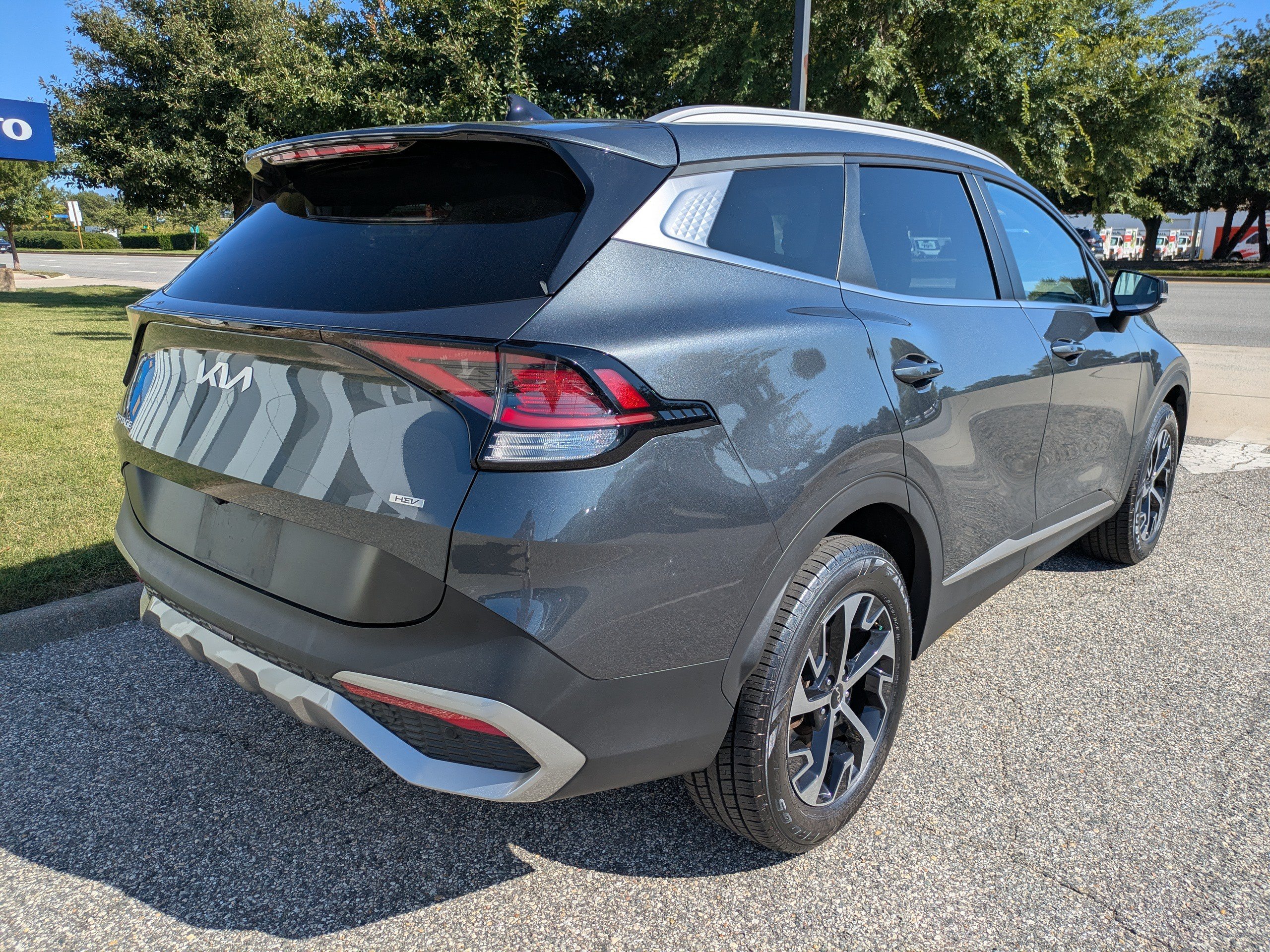 Used 2023 Kia Sportage Hybrid EX EX AWD